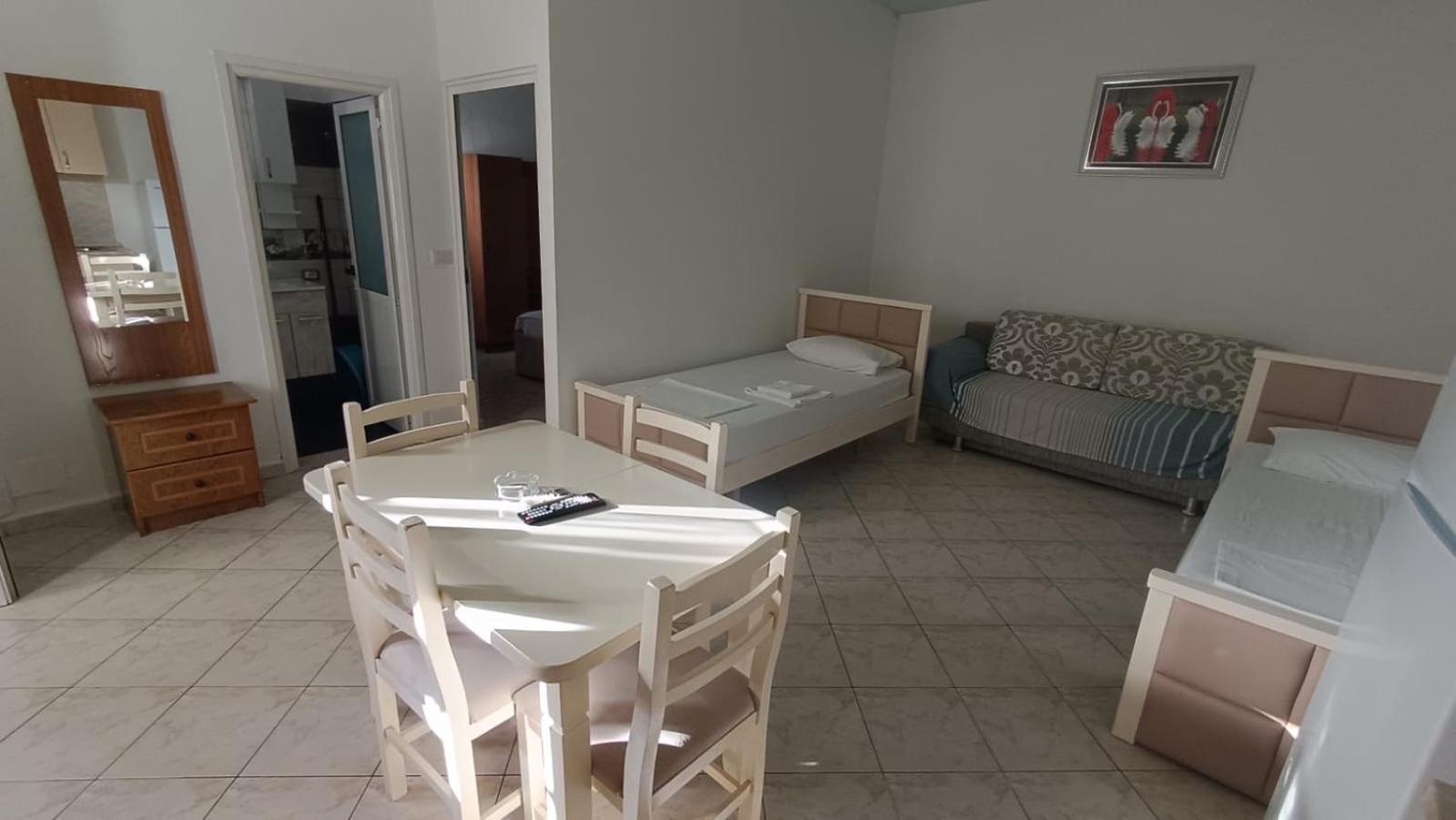 Apartments Rudi Орикум Екстериор снимка