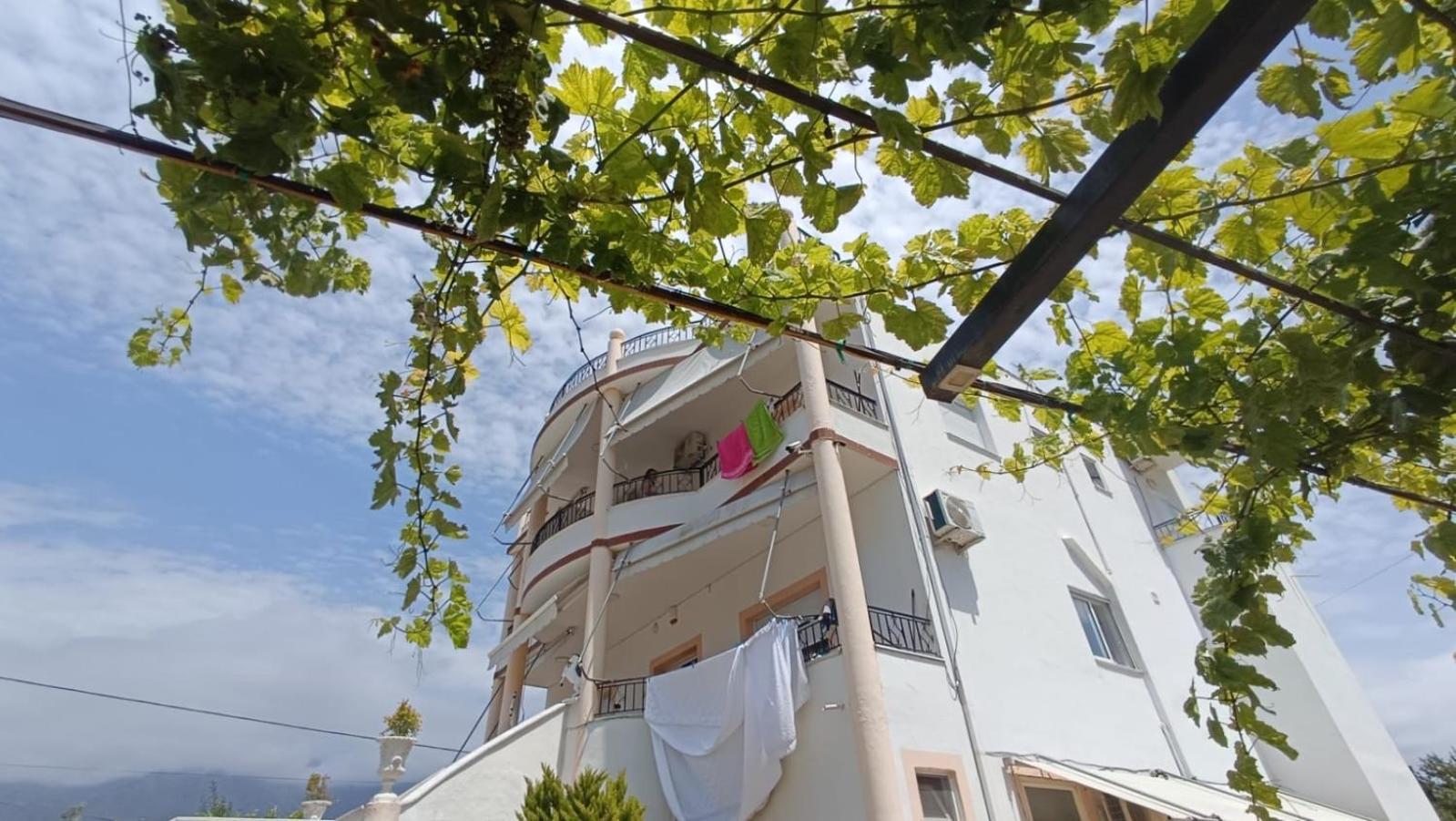 Apartments Rudi Орикум Екстериор снимка